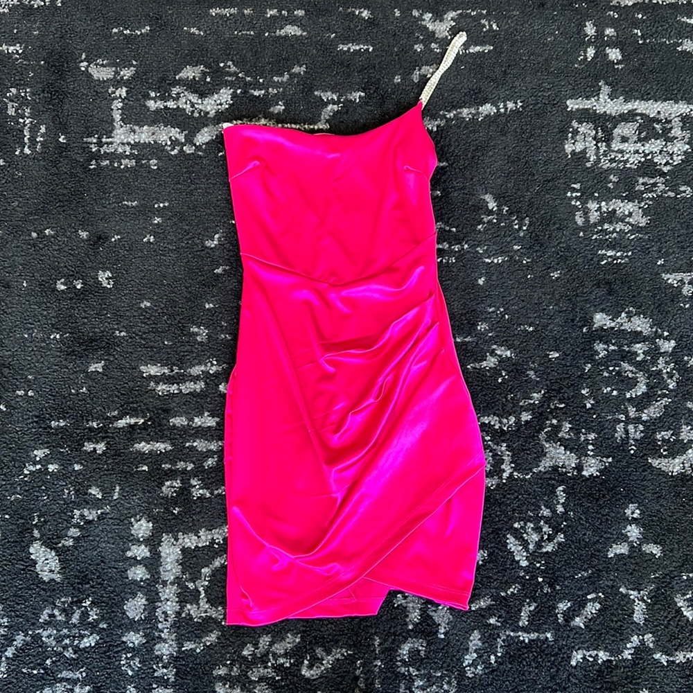 fuchsia dress